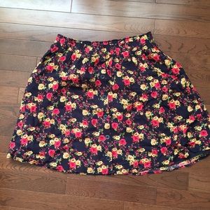 Floral printed skirt