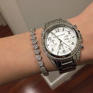 ✨Michael Kors Watch - Stainless steel / Swarovski✨