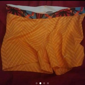Women's xl nike pros like new