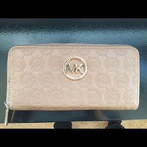 Michael Kors Beige Clutch Wallet