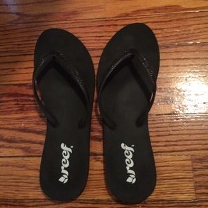 Black Reef Flip Flops