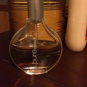 DKNY Pure perfume