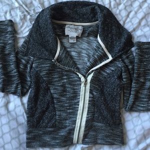 💋Super Cute!! Zip up over shirt!