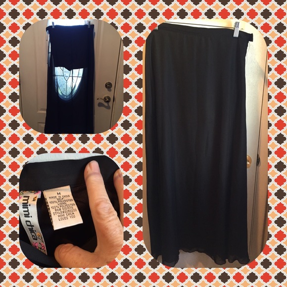 Mimi Chica Dresses & Skirts - Like New Sheer Maxi Skirt with Short Underneath