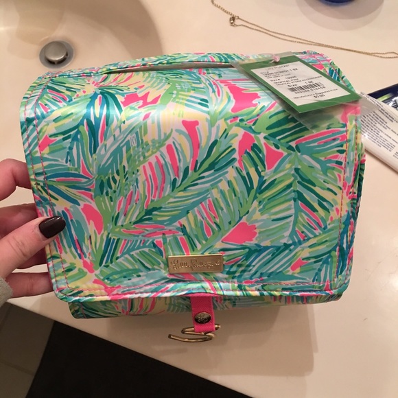 NWT Tropical Storm makeup tote
