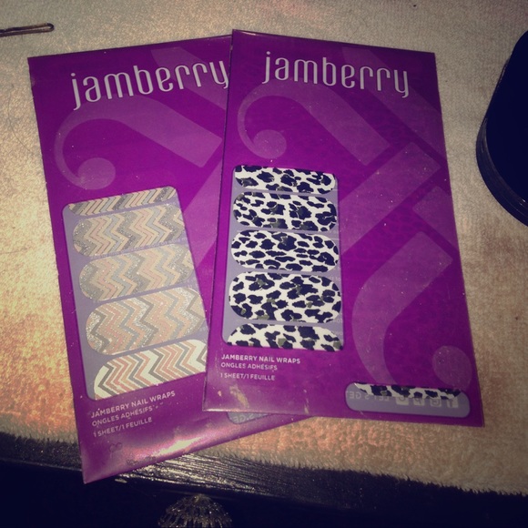 Tights & jam berry nails