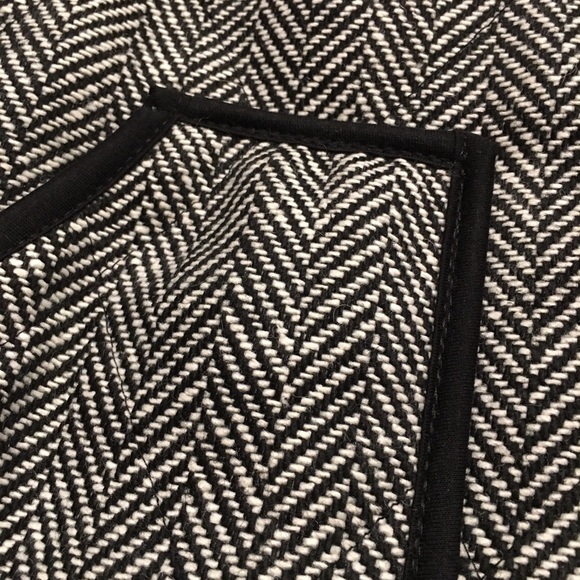 Boutiques Host Pic!Trendy Herringbone Vest - Picture 3 of 5