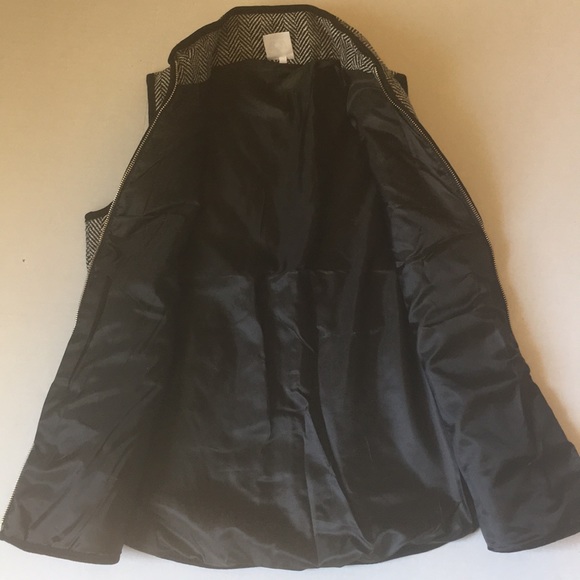 Boutiques Host Pic!Trendy Herringbone Vest - Picture 4 of 5