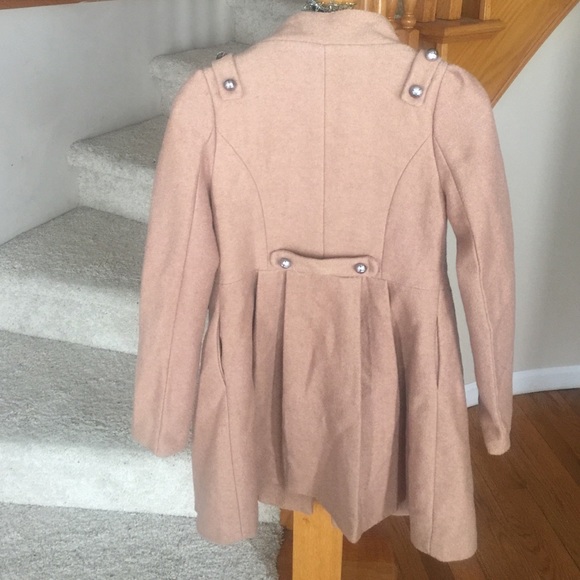 Very cute NWT Tan Peacoat w/cute buttons - Picture 4 of 4
