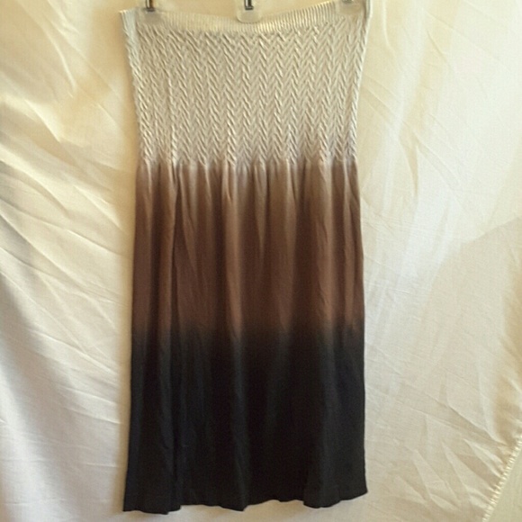 Tropix strapless dress.