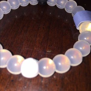 Bundle of 2 medium clears, medium pink,  med blue