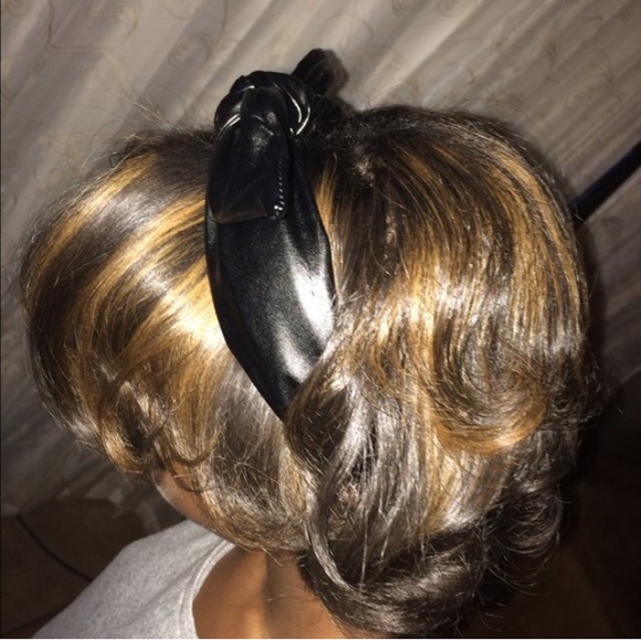 🎀Fashion Accessory🎀 - Picture 3 of 4