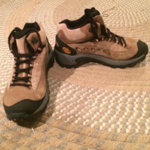Brand new Merrell hiking boots