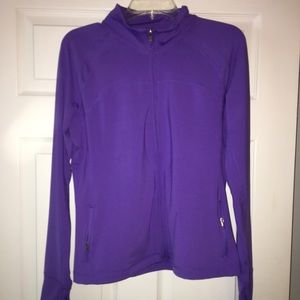 Gap fit zip up