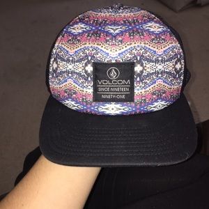 Brand new Volcom SnapBack