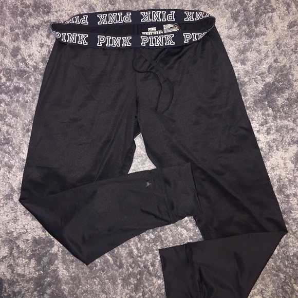 PINK oversized leggings