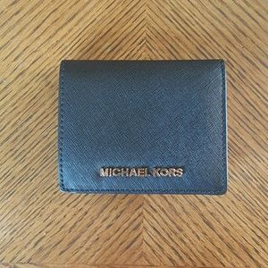 **Small Authentic Michael Kors Jet-set wallet**