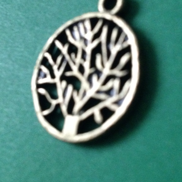 Tree pendant - Picture 2 of 3