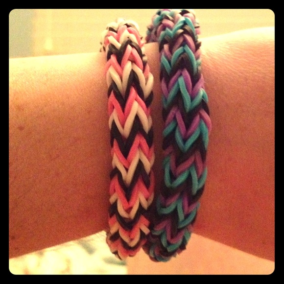 Pink white and black rubber band bracelet - Picture 1 of 1