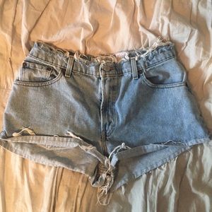 levi's high waisted denim shorts