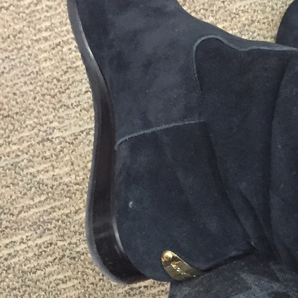 Michael Kors Boots- Impossible to find!!! - Picture 2 of 3