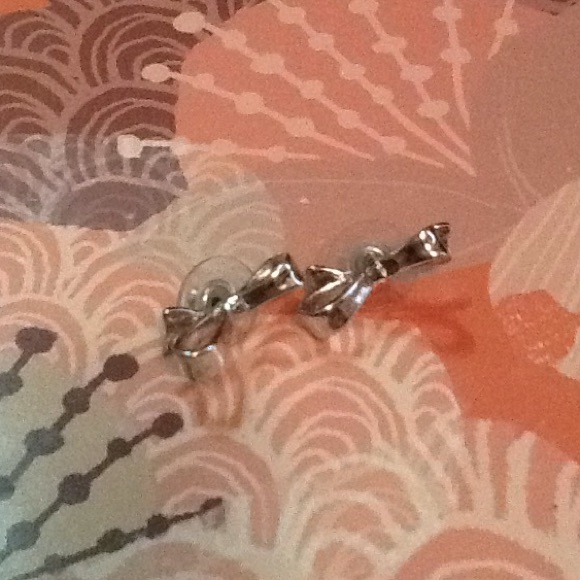 Kate Spade bow earrings