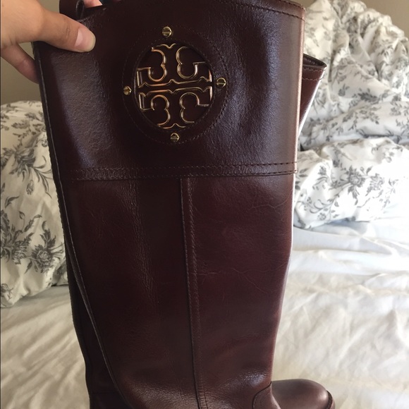 Tory burch boots