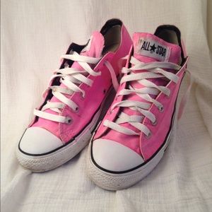 Hand painted Converse Low Tops