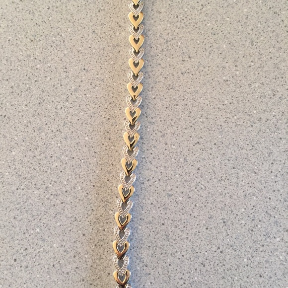 2 toned hear bracelet