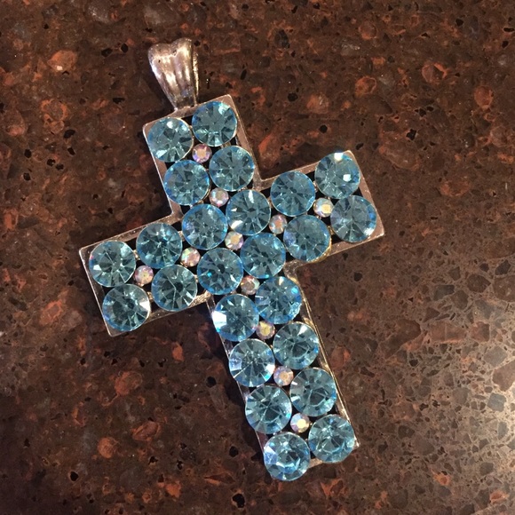 Rhinestone cross sky 💙 blue
