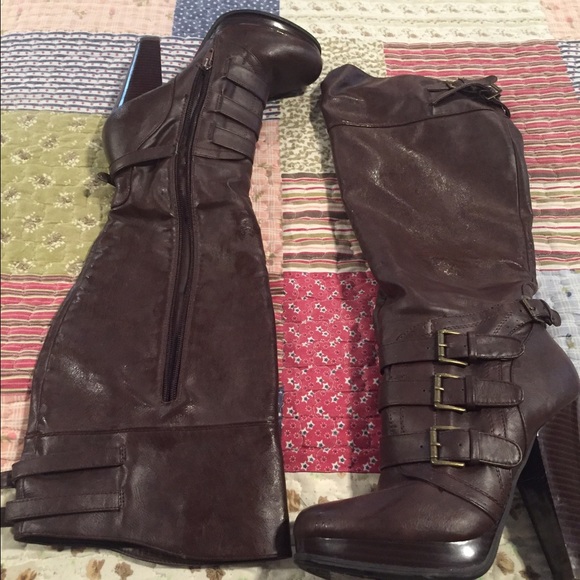 Bamboo boots from Alloy