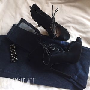 Sexy Leatherman Strappy Pumps!