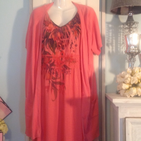 REALLY CUTE MAXI DRESS AND SWEATER