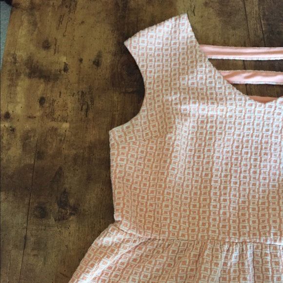 Xhilaration Dresses & Skirts - Perfect dress for spring