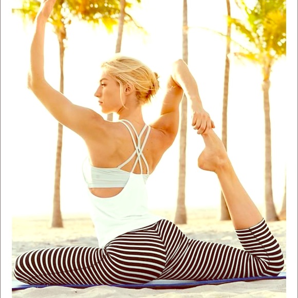 Mystery Box: Athleta workout box