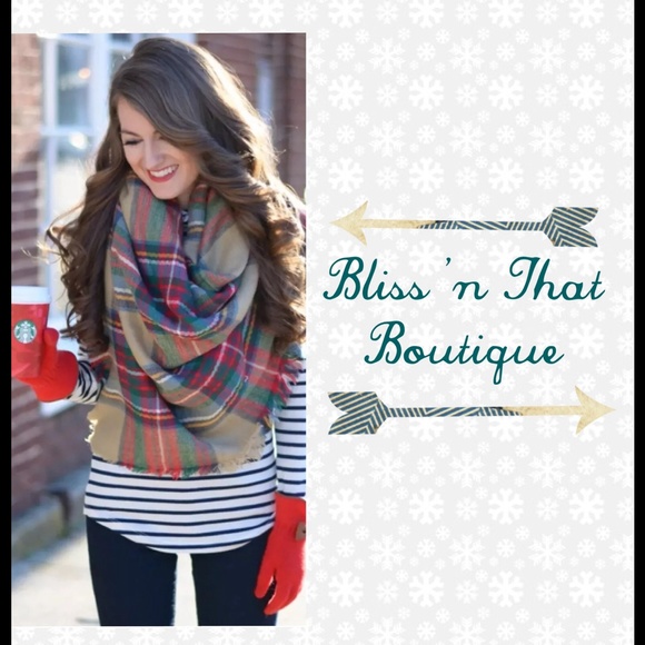 ⭕️CLASSIC PLAID⭕️BLANKET SCARF + FREE DEER PIN