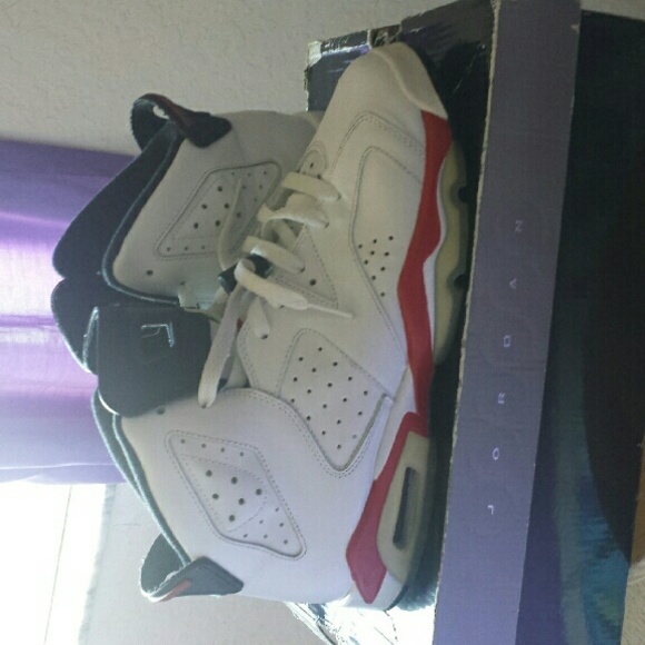 Air Jordan Retro 6 "Bulls"