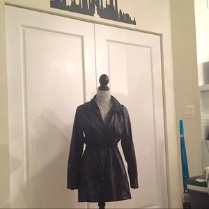 Soia & Kyo Hooded Light Rain Jacket (M)