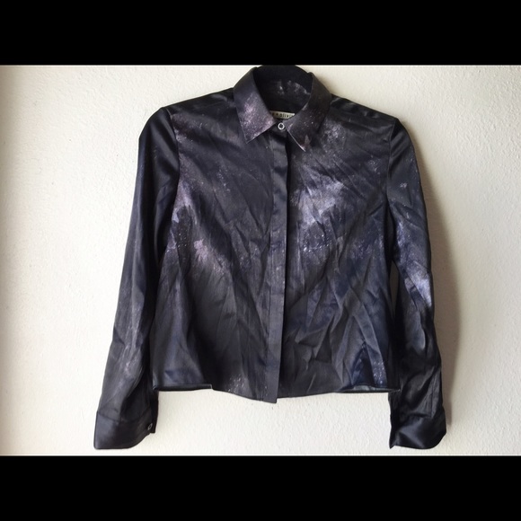 Alice + Olivia cropped black printed button up XS