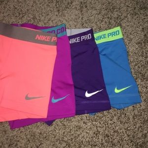 Nike pro color package
