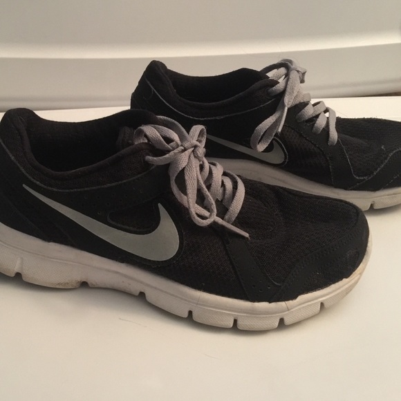 nike flex experience rn2