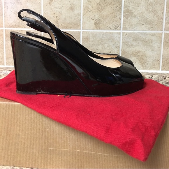 Christian Louboutin Peep Toe