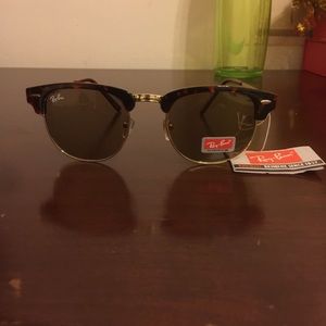 Ray-Ban Clubmaster Sunglasses