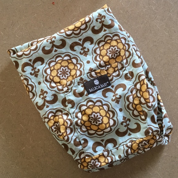 Balboa Baby brand nursing cover