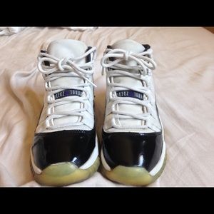 Air Jordan retro "concord" 11s