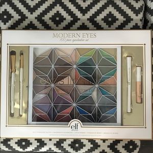 ELF Studios New Modern Eyes 100 PC Set