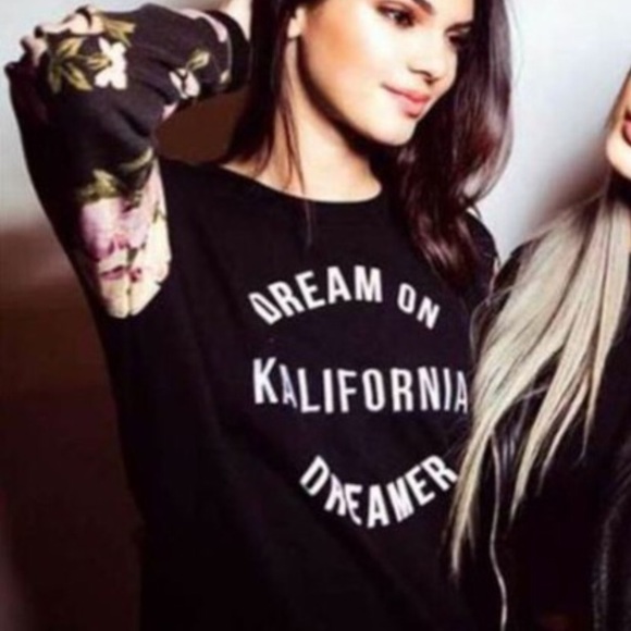 Kylie&Kendall Sweater
