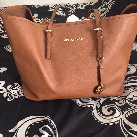 Michael Kors large ***AUTHENTIC*** tote