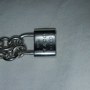 Tiffany and Co lock chocker