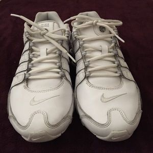 Woman's Nike Shox